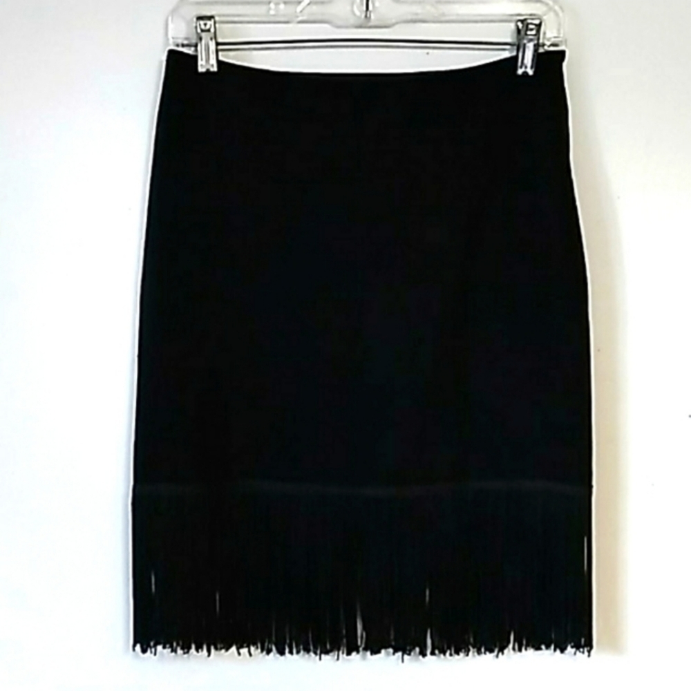 White house black market flat front banded waist mini fringe skirt 0